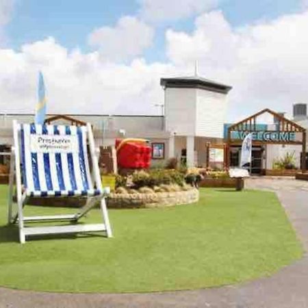 Presthaven Cozy Retreat Apartment Prestatyn Exterior photo