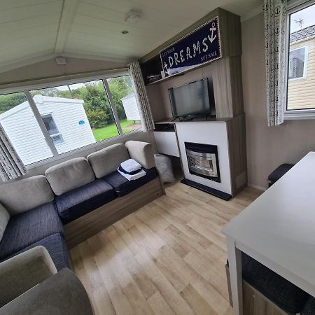 Presthaven Cozy Retreat Apartment Prestatyn Exterior photo