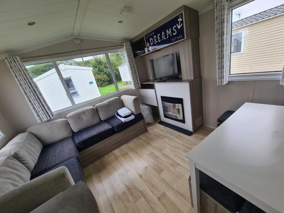 Presthaven Cozy Retreat Apartment Prestatyn Exterior photo